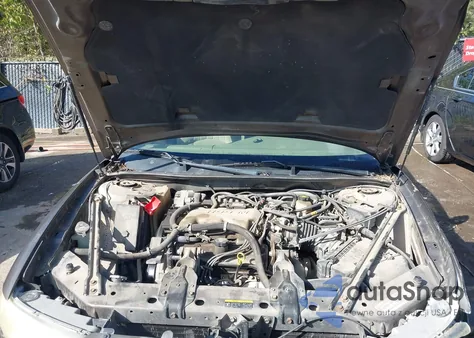 2002 Buick Century Custom из США, поврежденный, VIN 2G4WS52J421225712